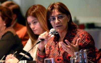 La ministra Silva dijo que el paro de UNTER es �in�dito� y lo vincul� con la interna gremial