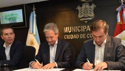 Secretarios de Mestre cobranen promedio unos $ 45 mil
