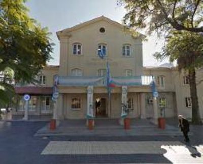 Municipales con faltas perder�n presentismo, refrigerio y quincenita