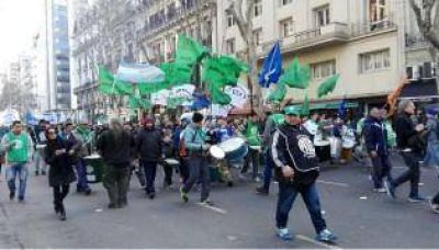 Paro de ATE, marcha a la Plaza y cr�ticas al Gobierno