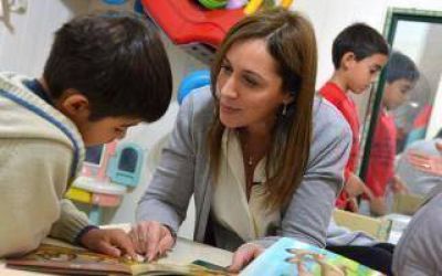 Vidal visit� un hogar de ni�os platense