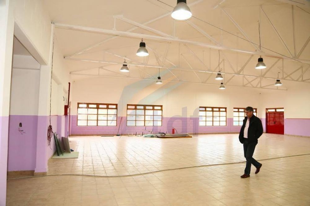 Inauguran esta tarde la refacci�n del jard�n 6 tras el incendio de enero pasado