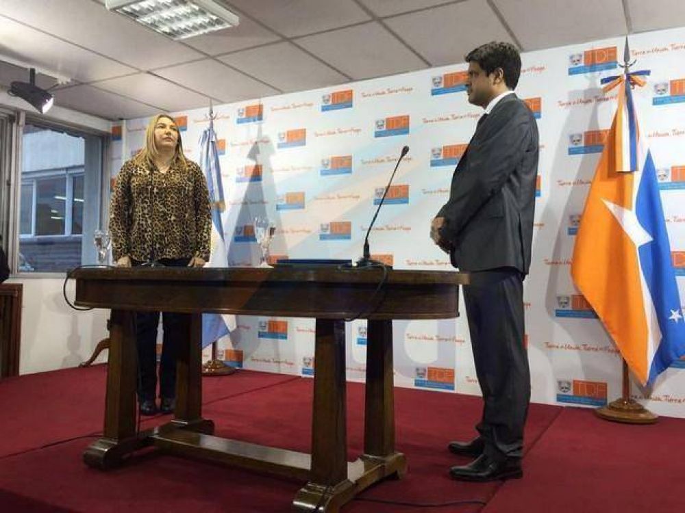 Jos� Luis �lvarez jur� como Ministro de Gobierno