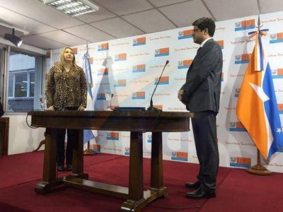Jos� Luis �lvarez jur� como Ministro de Gobierno