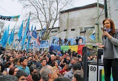 Buscan desde el kirchnerismo que Cristina sea candidata el a�o pr�ximo