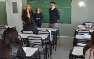 San Mart�n: Katopodis visit� nuevas obras del Programa Haciendo Escuela