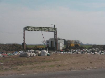 Trabajadores municipales impidieron el ingreso de los camiones de ASHIRA al Relleno Sanitario