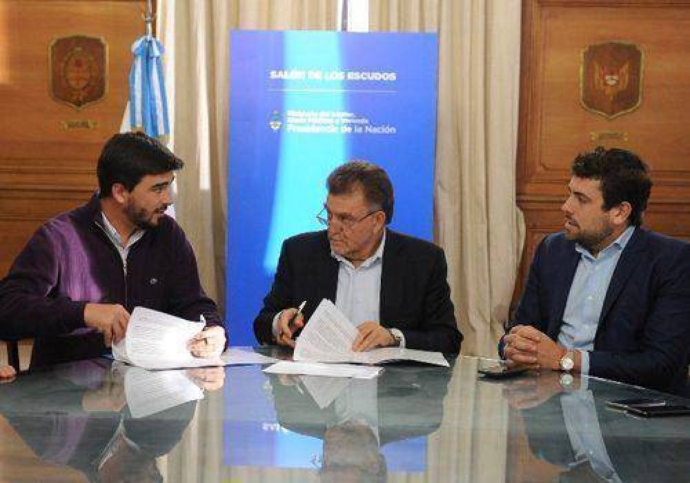 Naci�n financia mejoramiento habitacional en Olavarr�a, Adolfo Alsina y Rauch