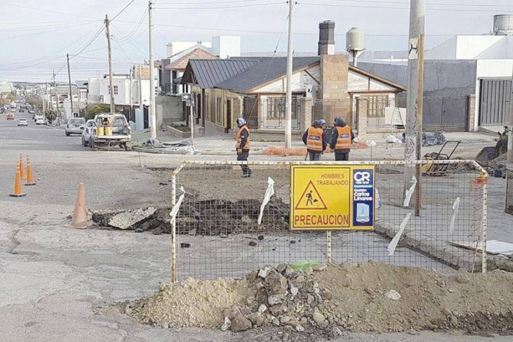 El Municipio contin�a con arreglos en intersecciones de la trama vial