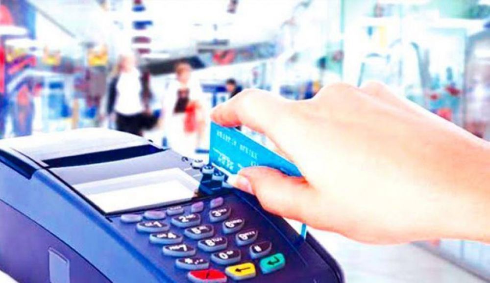 Concejales piden rebaja de intereses y comisiones en tarjetas de cr�dito y d�bito