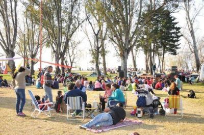 Carlos Paz tuvo un buen fin de semana motorizado por turismo cordob�s