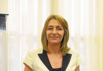 Alejandra Gils Carb� define en un dictamen su postura sobre el tarifazo