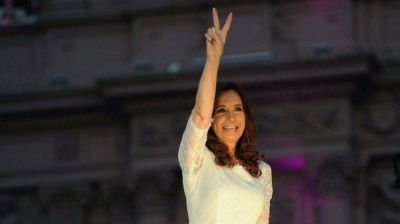 El fiscal Moldes pidi� investigar a Cristina por traici�n a la Patria
