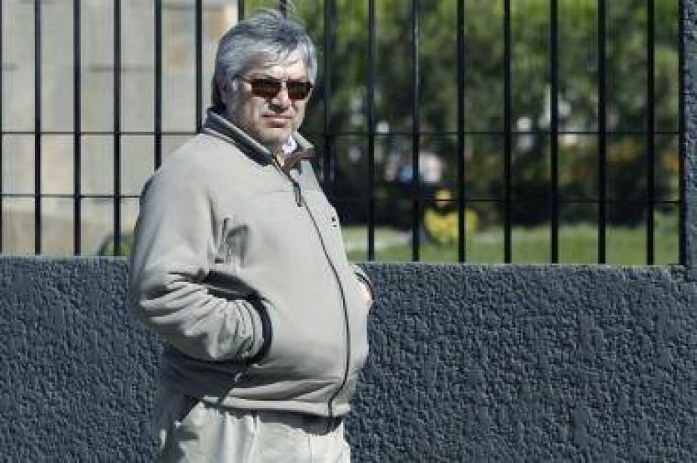 Confirman una transferencia de 100 millones de pesos de Lzaro Bez a los Kirchner