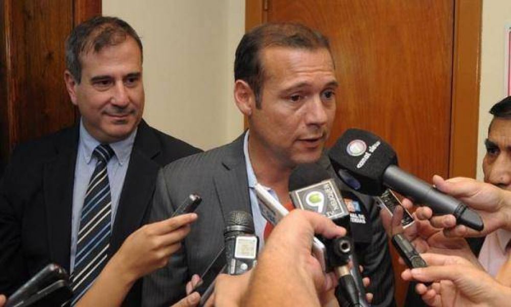 Reuni�n con Naci�n por el precio del barril criollo