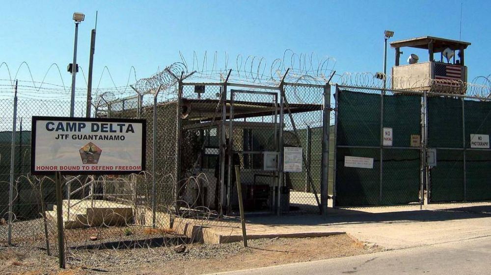 Estados Unidos transfiri 15 presos de Guantnamo a Emiratos rabes Unidos