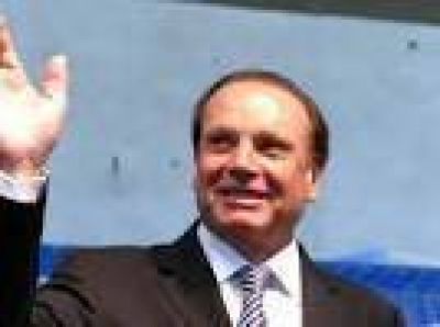 Denuncian a Othaceh� y su familia por corrupci�n y enriquecimiento