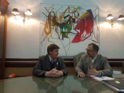 Gargaglione mantuvo un encuentro de agenda abierta con Perechodnik