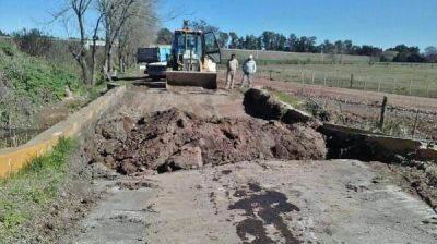 Construyen un nuevo puente en El Pinar