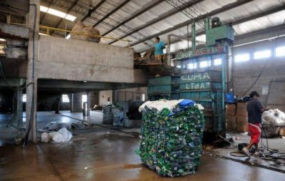 Tras la respuesta del Municipio, la cooperativa CURA levant� el paro