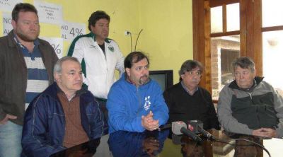 Empleados municipales suspendieron el paro