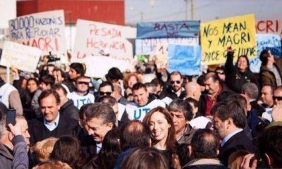 Todas las medidas para blindar al Presidente despu�s de los piedrazos que nunca le tiraron