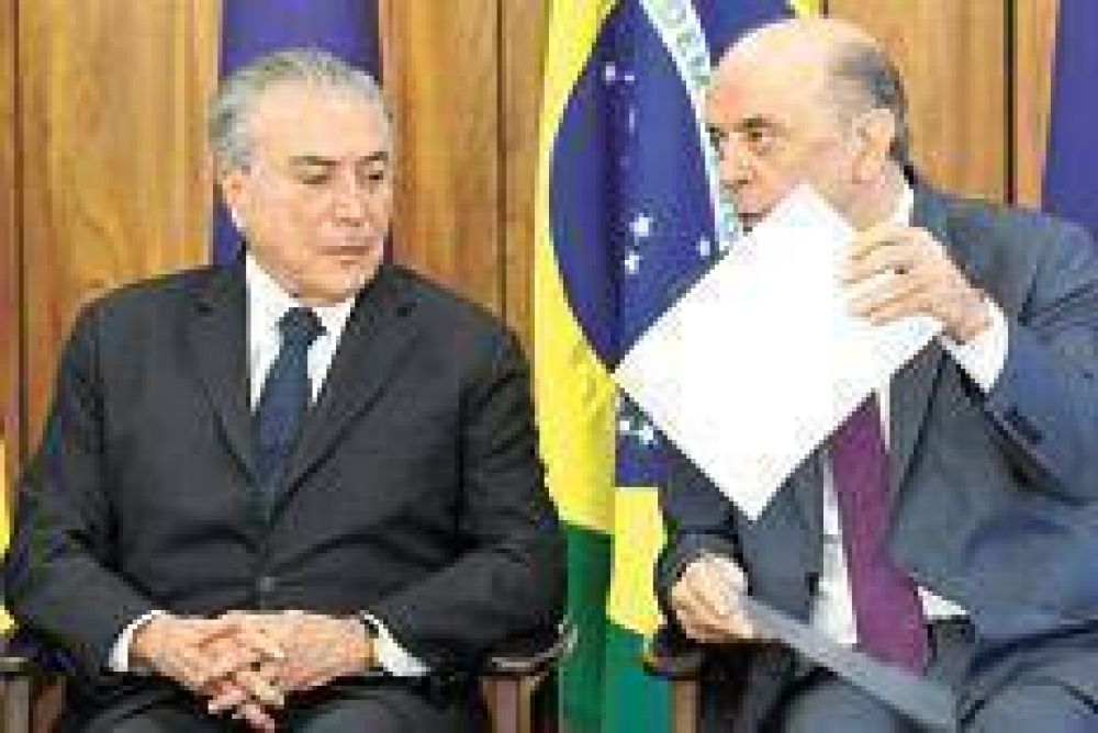 Convocan al embajador uruguayo en Brasil