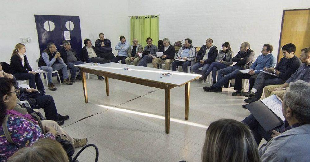 Sidreros rionegrinos rechazan flexibilizaci�n en el C�digo Alimentario Argentino