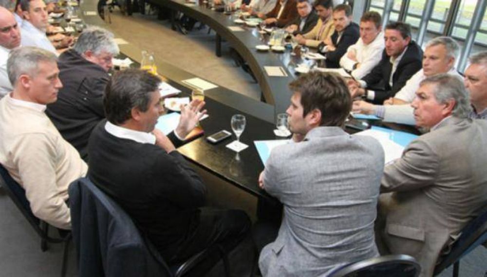 La Provincia tomar� un tiempo para responder el reclamo de los municipios, dijo Mestre