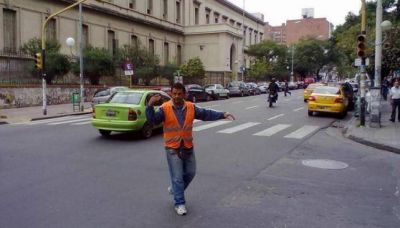 Mestre asegura que los naranjitas seguir�n en las calles