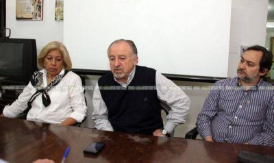 Es necesario un paro general de las centrales sindicales de trabajadores, afirma Hugo Yaski