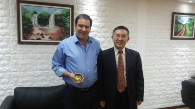 Garay recibi� a diplom�tico Chino con intenciones de acuerdos comerciales
