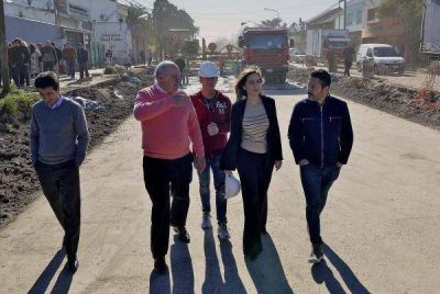 Luego de la denuncia al �Clan Othaceh�, Vidal llev� a su Gabinete a Merlo y anunci� obras