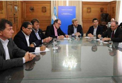 Licitan obra de agua para la capital juje�a