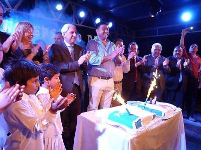 Inuguraron viviendas sociales y otras obras en el marco del 216� Aniversario de Antaj�