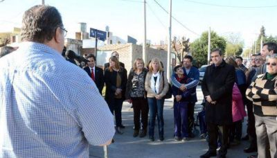 Mestre inaugur� nuevos desag�es en Parque Capital Sur y Altos de V�lez Sarsfield