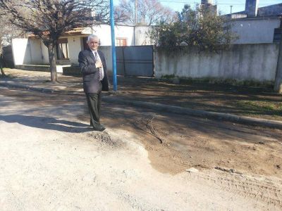 Solicitan la reparaci�n del asfalto en Dorrego y Ramos Ojeda