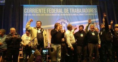 La Corriente Federal insiste con ampliar el triunvirato para contener a todos