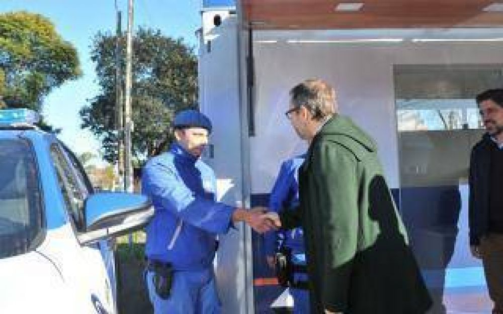 3 de Febrero: Valenzuela inaugur� el 1� Puesto de Prevenci�n Municipal