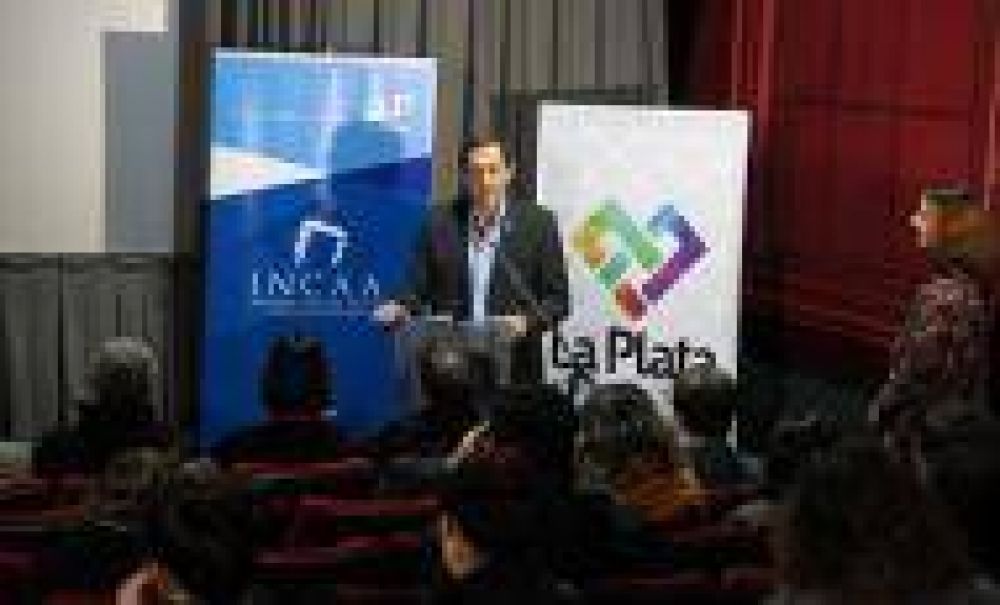 En plena crisis energtica, La Plata ser la primera ciudad argentina en tener un cine abastecido con energa solar