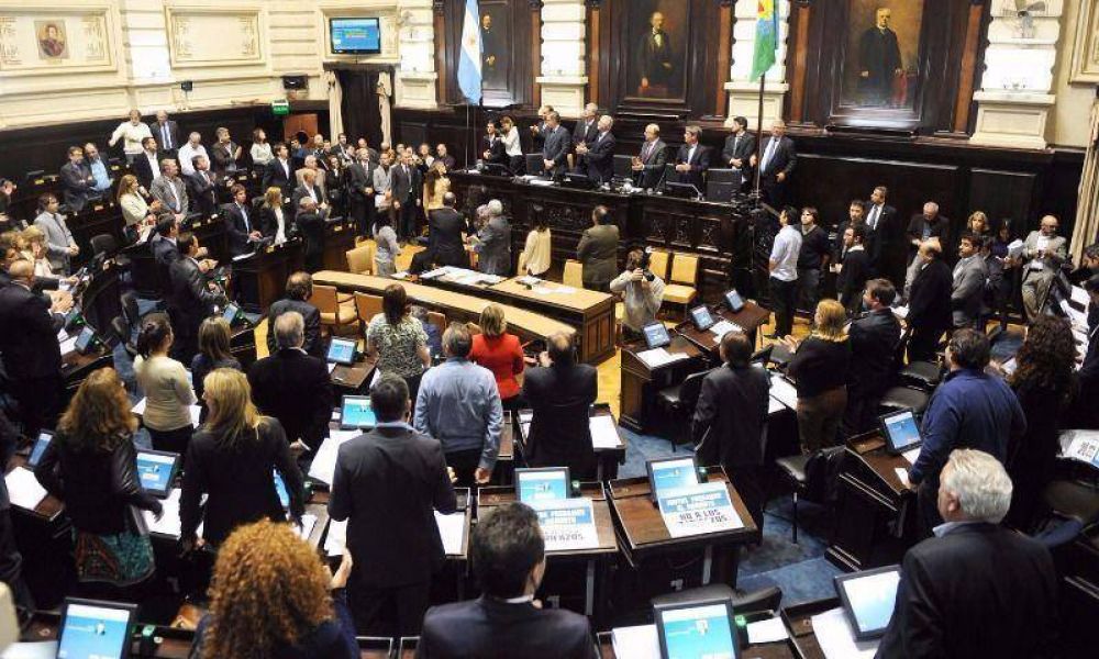 De la Torre ya puede asumir en Producci�n como nuevo ministro