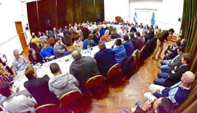 Das Neves re�ne al Gabinete Provincial en Rawson