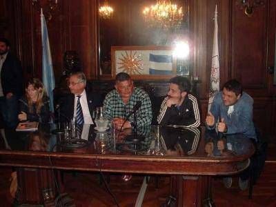 Los recuperadores urbanos criticaron al Gobierno porte�o y reclamaron una ley para regular el sistema
