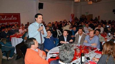 El marplatense Maximiliano Abad pelear� por la presidencia de la UCR provincial