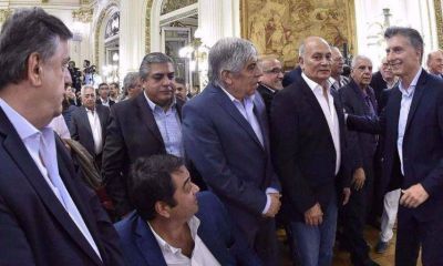 El �Momo� dice que Massa controlar� la CGT y le pide a Macri que dinamite la reunificaci�n