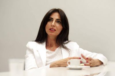 Carolina Vargas Aignasse: �el debate debe estar despojado de intereses pol�ticos�