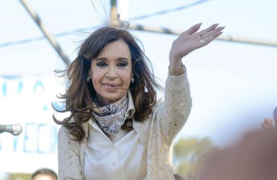 Revelan miles de transferencias bancarias por 500 millones de d�lares de personajes cercanos al kirchnerismo