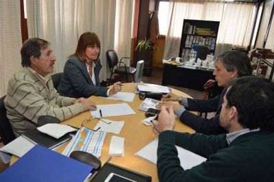 Cr�ditos y coparticipaci�n, ejes del encuentro regional