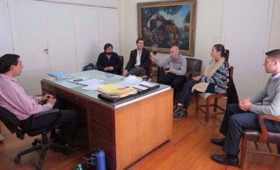 DOLORES: Buscan modernizar la gesti�n p�blica con nuevas herramientas digitales