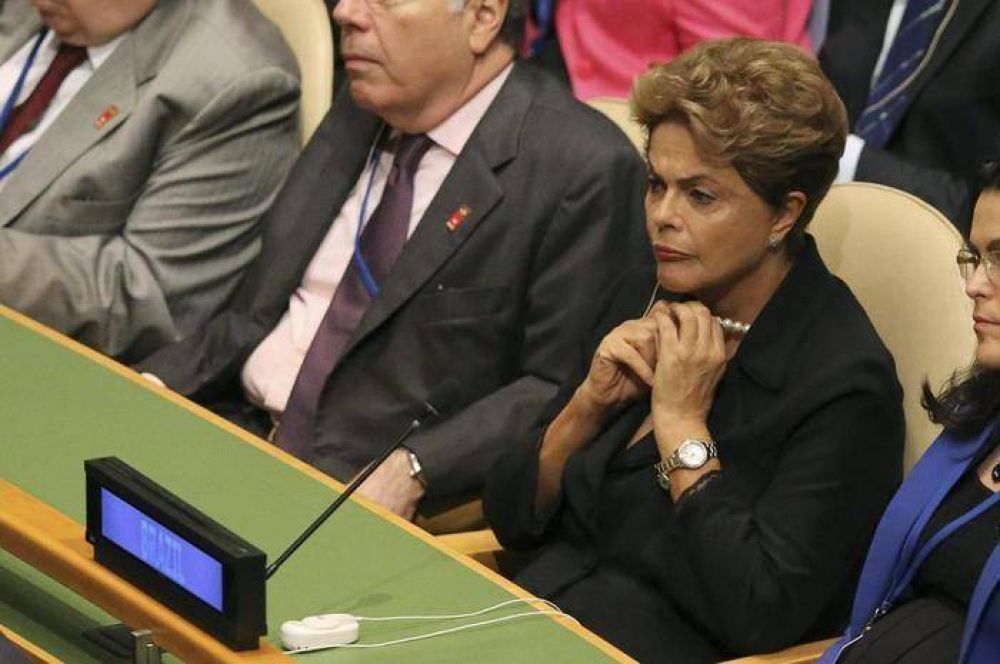 El Papa ha escrito a Rousseff, de fondo la crisis de Brasil